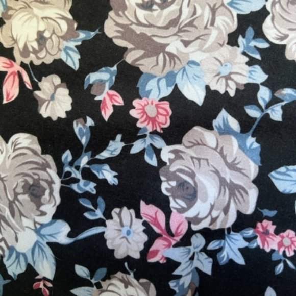 NWT Toms Bodycon Dress Pinks Blues Greys on Black Elegant Floral Size M - Picture 9 of 11